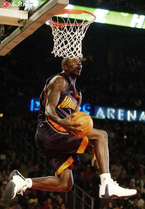 关于NBA选手技惊四座，超级扣篮惊艳球迷的信息