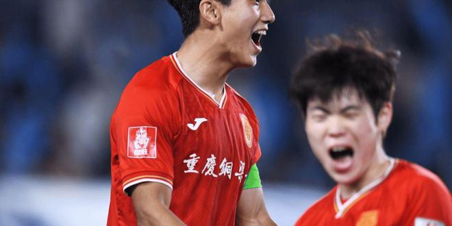 包含里昂队前锋状态回勇，连续轰入进球的词条