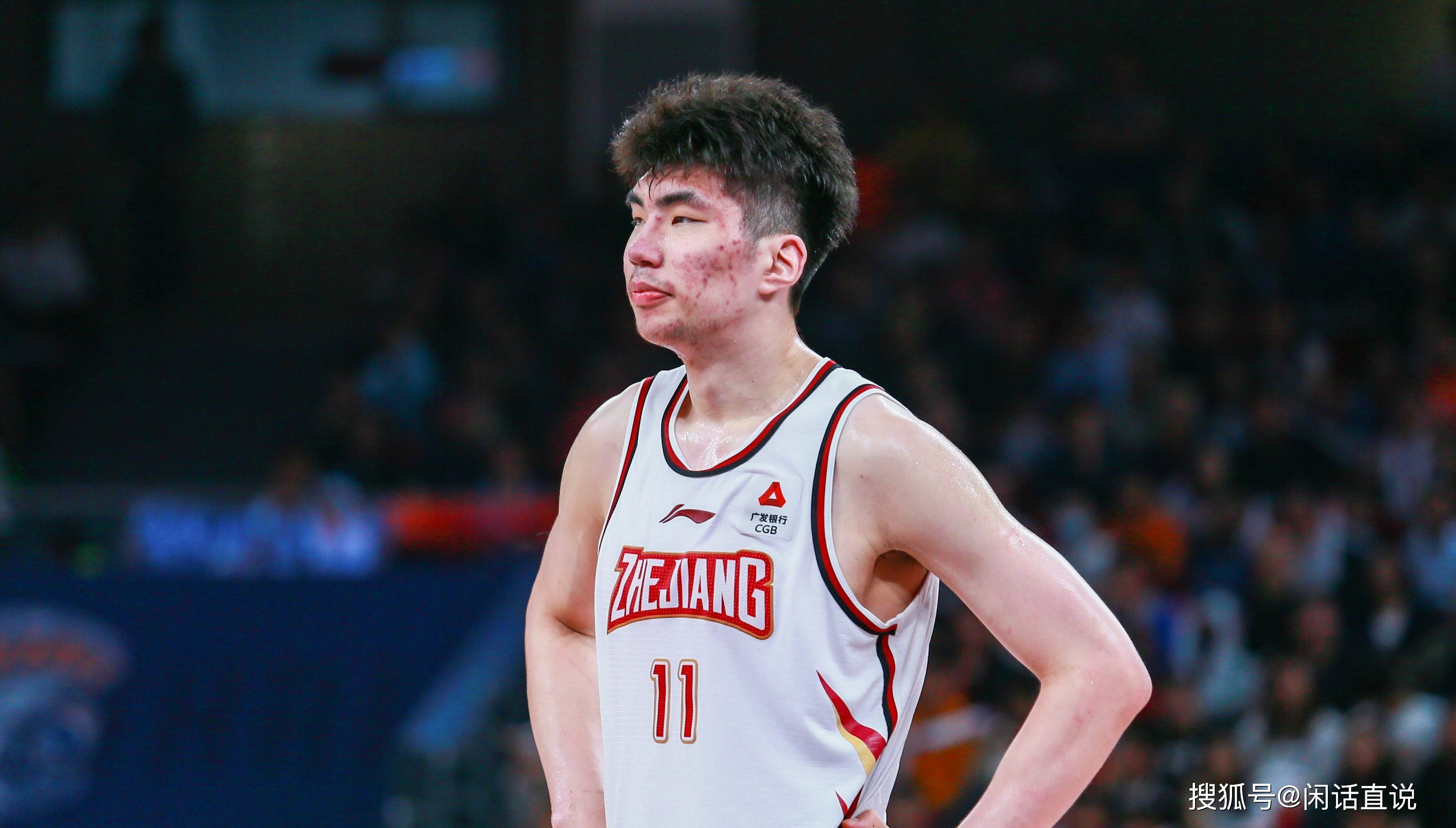 比赛精彩！球员技术精湛表现卓越